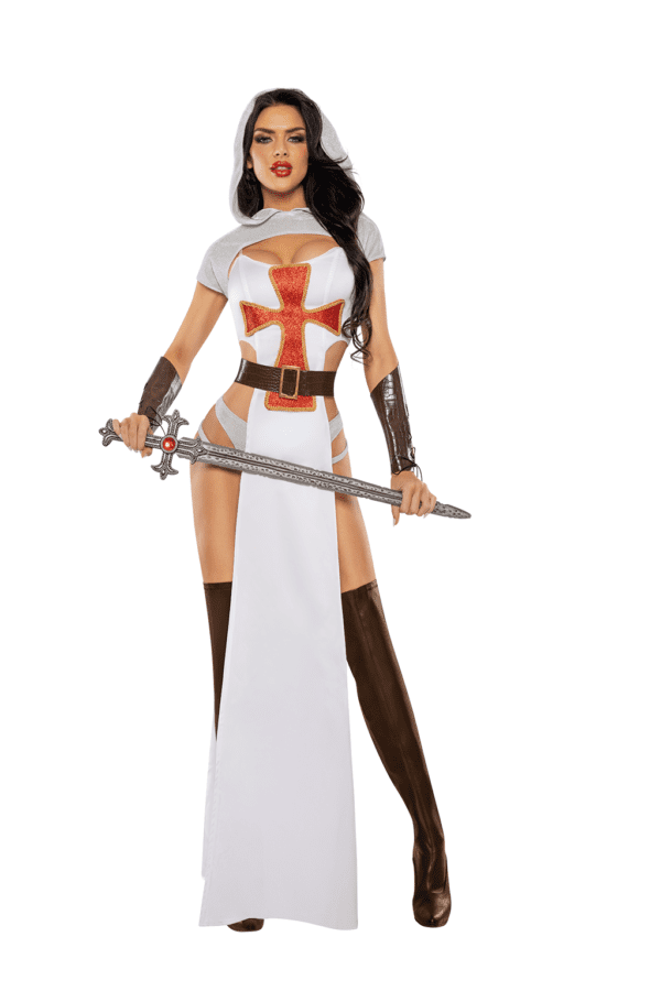 Knight heroine